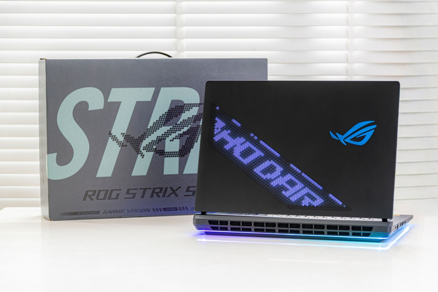 ASUS ROG Strix SCAR 18 2026 ra mắt Việt Nam: RTX 5090, màn hình Mini-LED 4K 240Hz giá 180 triệu