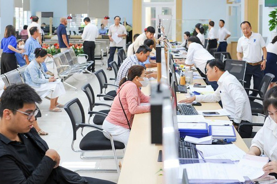 Công chức cấp xã xếp ngạch chuyên viên chính có cần chứng chỉ?