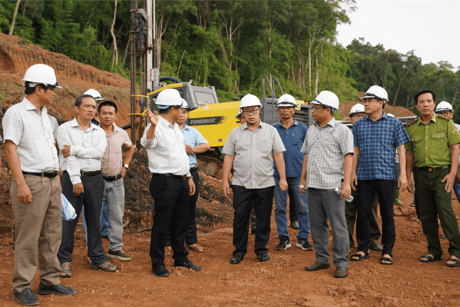 Khẩn trương tháo gỡ vướng mắc đẩy nhanh tiến độ thi công Dự án Hồ Ka Pét