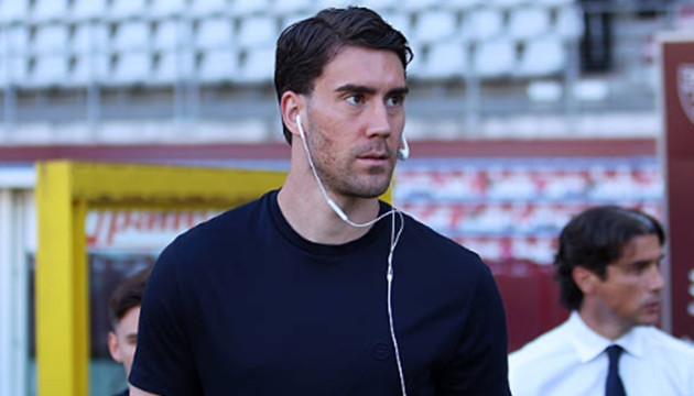 Barcelona nhắm 3 phương án thay thế Julian Alvarez để tái thiết hàng công ở mùa giải mới