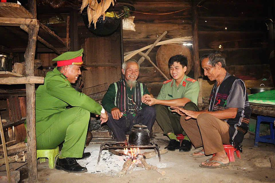 Lâm Đồng phát huy vai trò người có uy tín đẩy lùi tệ nạn xã hội