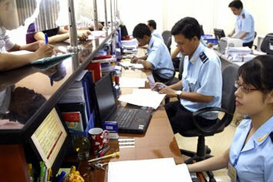 Xếp ngạch đối với công chức chuyển công tác