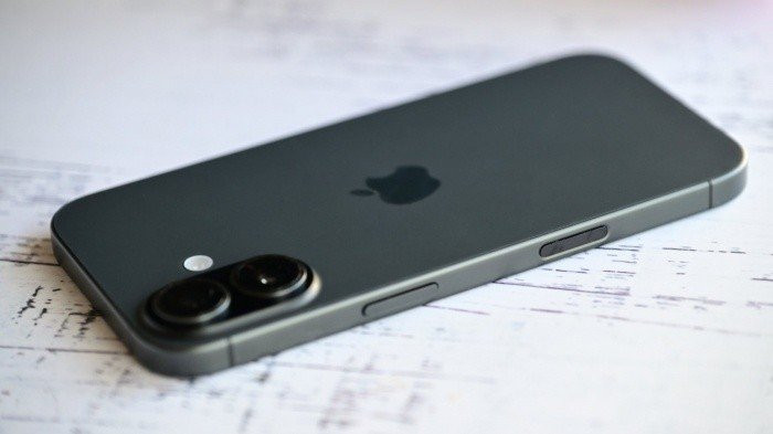 Giá bán iPhone 17 series trước ngày iPhone 18 ra mắt: Dòng iPhone Air giảm kỷ lục tới 9 triệu đồng