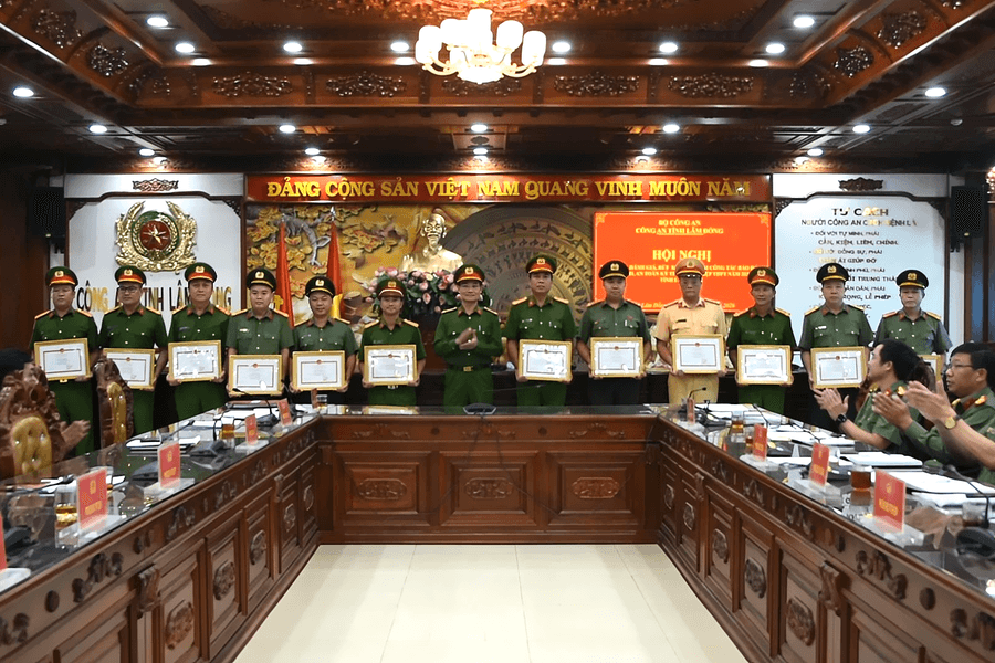 Công an Lâm Đồng rút kinh nghiệm Kỳ thi tốt nghiệp THPT năm 2026