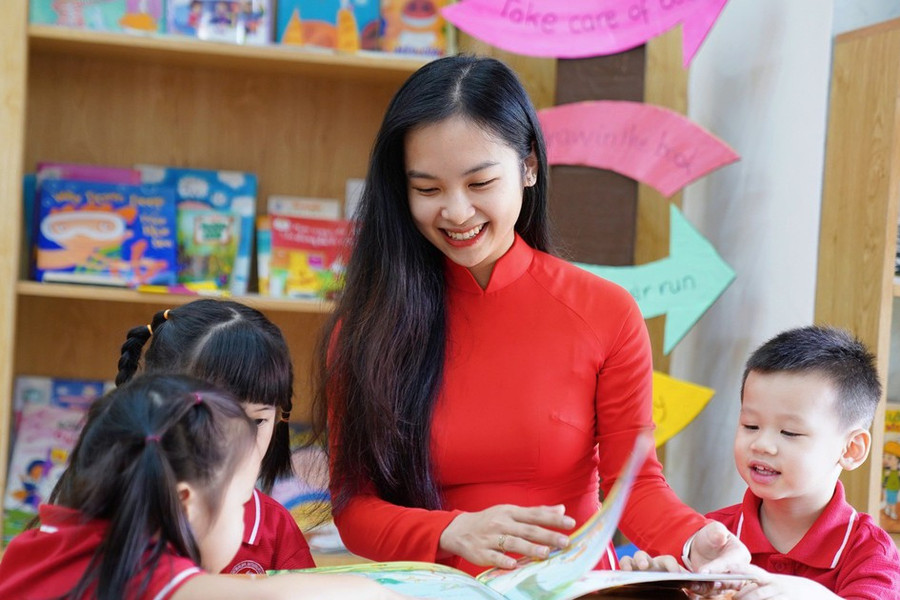 Hướng dẫn sắp xếp trường, lớp, điểm trường; bảo đảm nhân sự; thực hiện nhiệm vụ phổ cập giáo dục mầm non