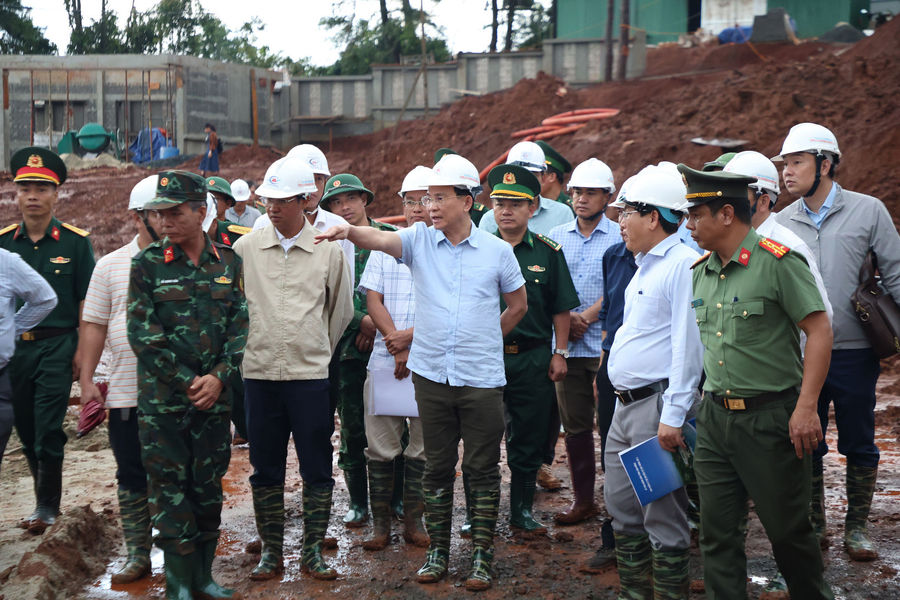 Tranh thủ từng phút, từng giờ, khẩn trương hoàn thiện trường nội trú xã Quảng Trực