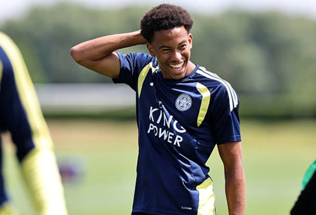 MU nhắm chiêu mộ Louis Page từ Leicester City để hiện thực hóa tham vọng trẻ hóa tuyến giữa