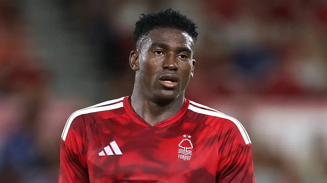 Coventry City chốt hạ thương vụ Taiwo Awoniyi từ Nottingham Forest