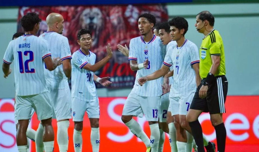 Tuyển Thái Lan biến hóa và thực dụng dưới triều đại HLV Anthony Hudson tại ASEAN Cup 2026