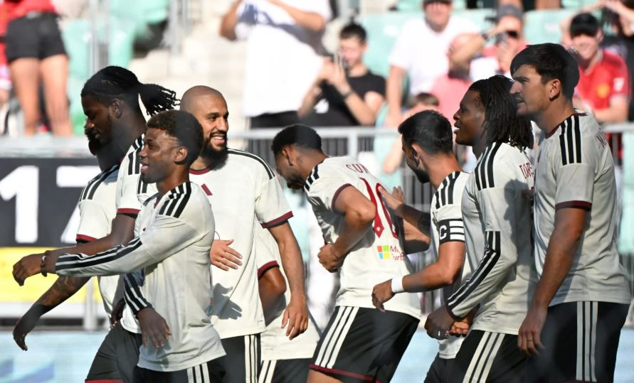 Thất bại 2-4 trước AC Milan tại Wroclaw phơi bày 4 điểm sáng cùng 3 nỗi lo hàng thủ Man Utd