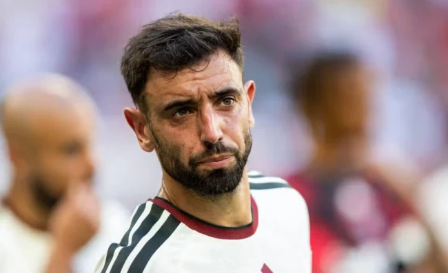 Man Utd đàm phán gia hạn hợp đồng giữ chân thủ quân Bruno Fernandes trước tin đồn chuyển nhượng