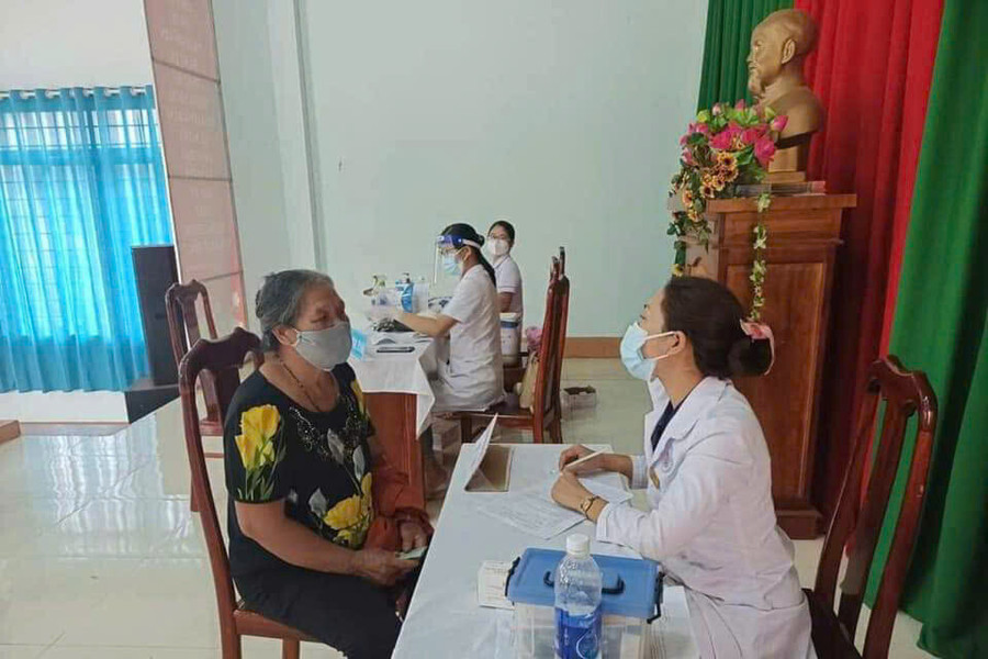 Dedicated Doctors on the Frontline of Remote Healthcare