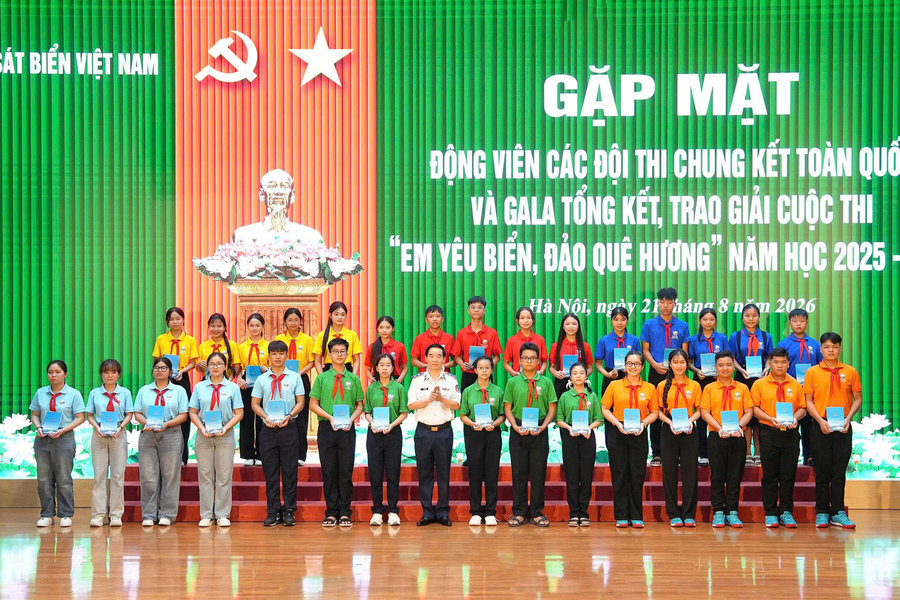 Gặp mặt các đội thi vòng Chung kết toàn quốc Cuộc thi “Em yêu biển, đảo quê hương”