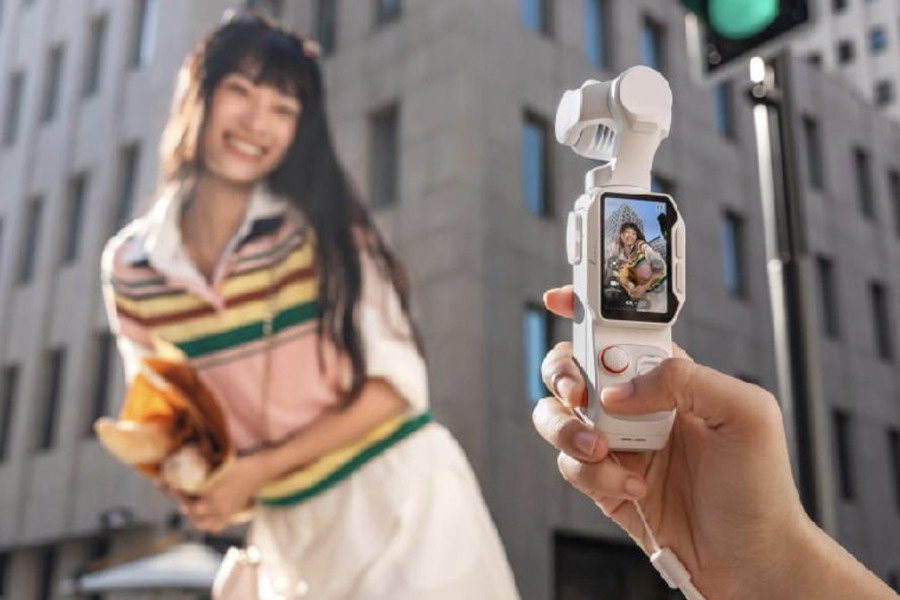Insta360 Luna Pro ra mắt: Cảm biến 1 inch quay dọc 4K và ống kính Leica giá 13.2 triệu