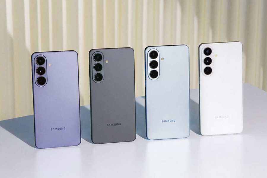 Hình ảnh Galaxy S26 FE rò rỉ cùng ốp lưng từ tính, chip Exynos 2500 và màn hình 120Hz