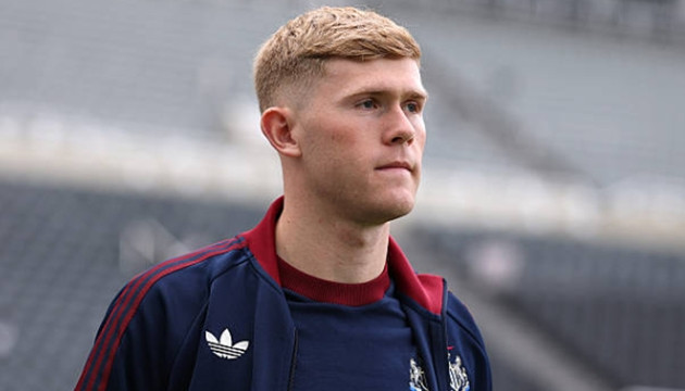 Lewis Hall bất ngờ từ chối Manchester United để làm hạt nhân trong kỷ nguyên mới ở Newcastle