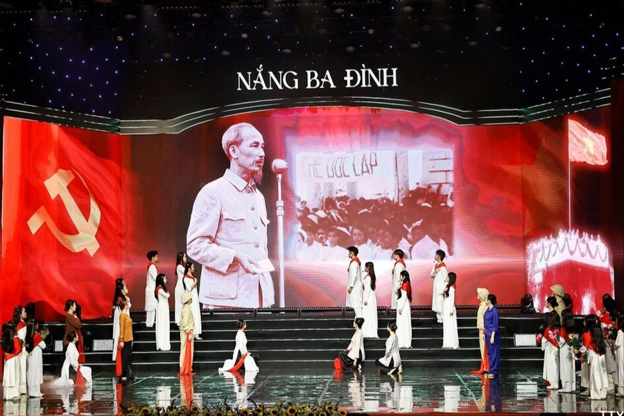 Chương trình nghệ thuật chính luận "Nắng Ba Đình" với nhiều nội dung ấn tượng đặc sắc