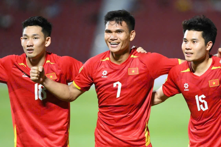 Đẳng cấp thay người