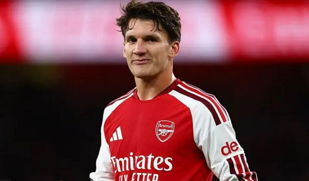 Arsenal phô diễn sức mạnh ngày mở màn Ngoại hạng Anh khi hạ đẹp Coventry với tỷ số 3-0