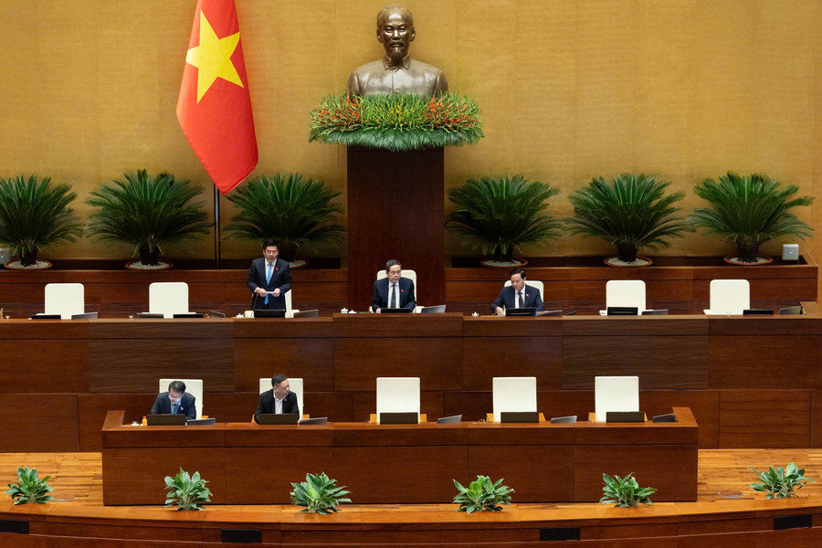 Tiếp tục hoàn thiện Bộ luật Hình sự, bảo đảm nghiêm minh, khả thi