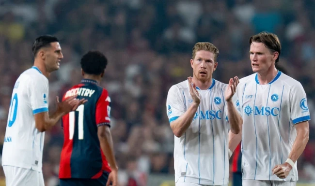 De Bruyne vào sân từ ghế dự bị rực sáng giúp Napoli của Allegri hạ Genoa 2-0 ở Serie A
