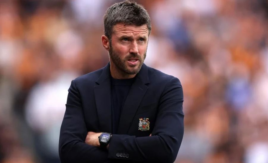Carrick kêu gọi MU giữ bình tĩnh sau thất bại 0-2 trước Hull City ở trận mở màn