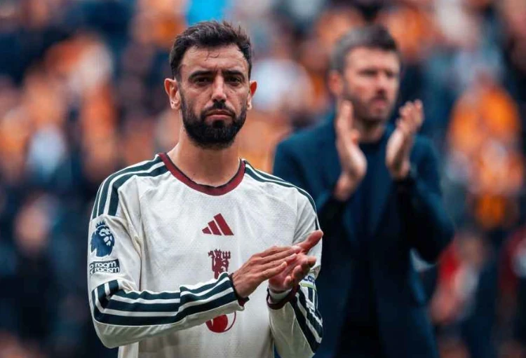 Bruno Fernandes cảnh báo thảm họa bóng chết của MU sau trận thua sốc 0-2 trước Hull City