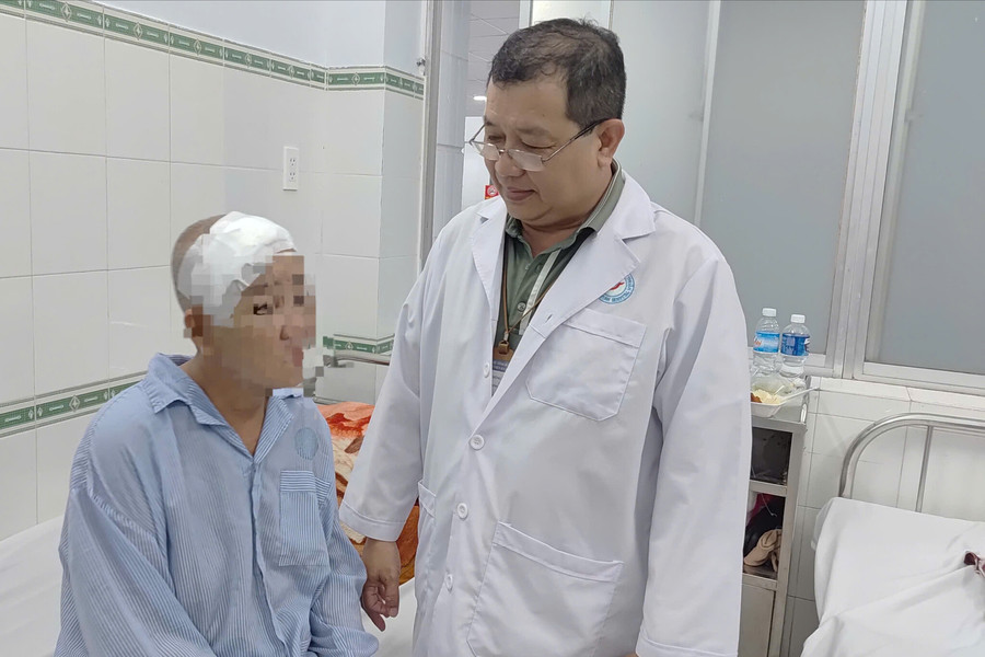 Bệnh viện Đa khoa Bình Thuận: Phẫu thuật thành công khối u màng não nặng 70 gram