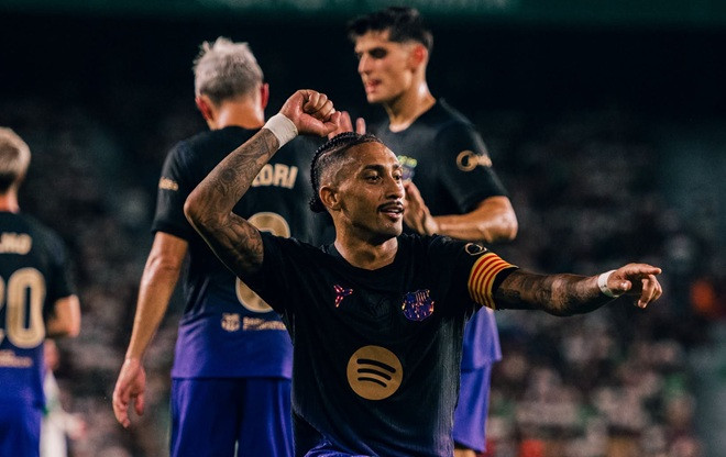 Chấm điểm Barcelona đại thắng Elche 5-0: Raphinha và Fermin Lopez rực sáng ngày ra quân
