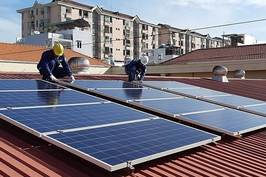 Chưa thông báo khi lắp điện mặt trời mái nhà bị phạt thế nào?
