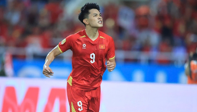 Đội hình tuyển Việt Nam đấu Thái Lan: HLV Kim Sang Sik trao cơ hội cho Đình Bắc và Hai Long