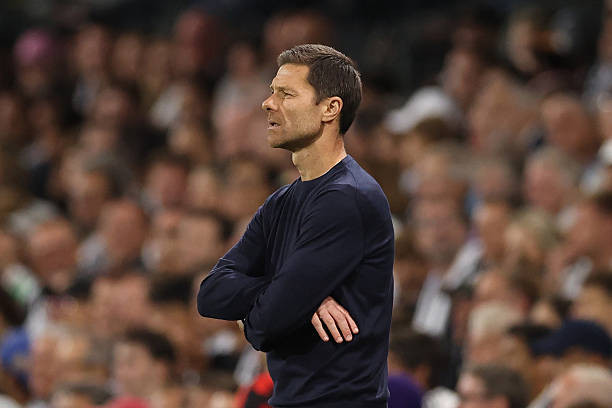 Louis Saha chỉ ra bài toán then chốt để HLV Xabi Alonso đưa Chelsea vô địch Ngoại hạng Anh