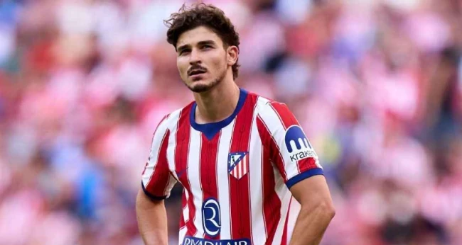 Julian Alvarez tìm lối thoát rời Atletico Madrid: Cuộc đua nghẹt thở giữa Barca và Arsenal
