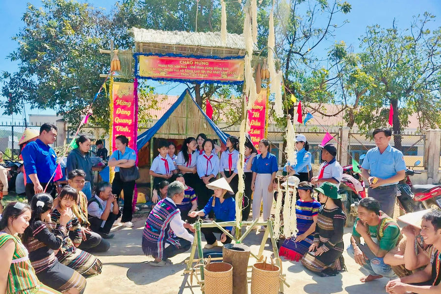 Giữ văn hóa từ những cách làm mới