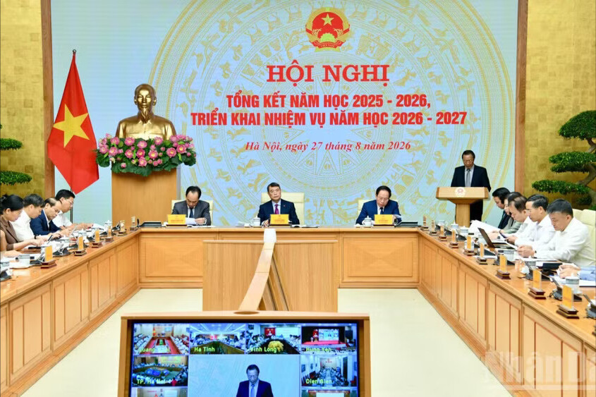 Thủ tướng Chính phủ Lê Minh Hưng chủ trì Hội nghị tổng kết năm học 2025-2026, triển khai nhiệm vụ năm học 2026-2027