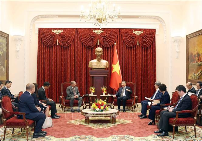Tổng Bí thư, Chủ tịch nước Tô Lâm tiếp Chủ tịch kiêm Tổng Giám đốc Điều hành Tập đoàn Qualcomm