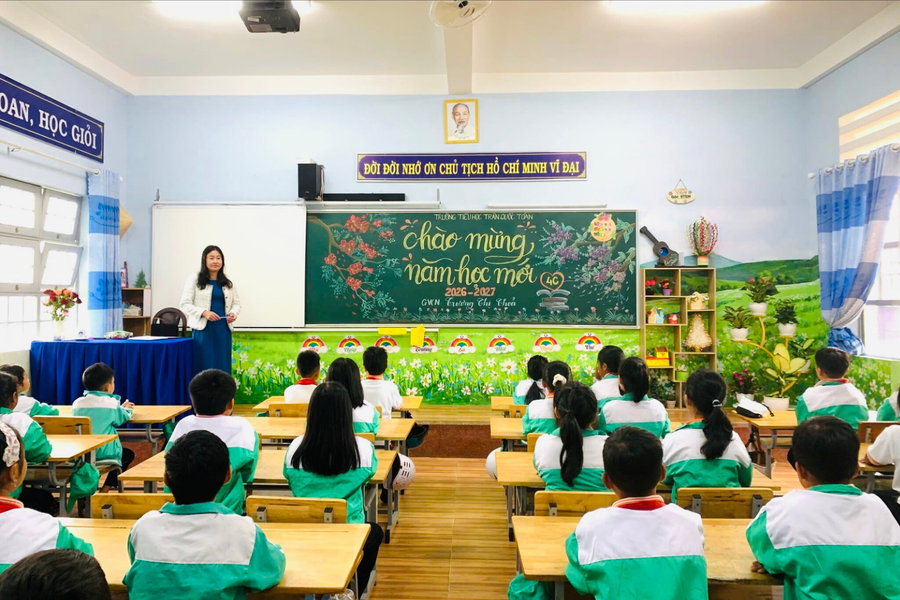 Minh bạch từng khoản thu, nhẹ gánh đầu năm học