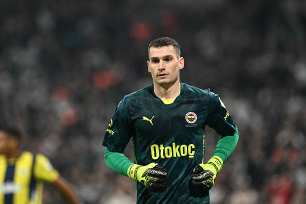 Thủ môn Dominik Livakovic ký hợp đồng gia nhập Barcelona đến năm 2030 sau kiểm tra y tế