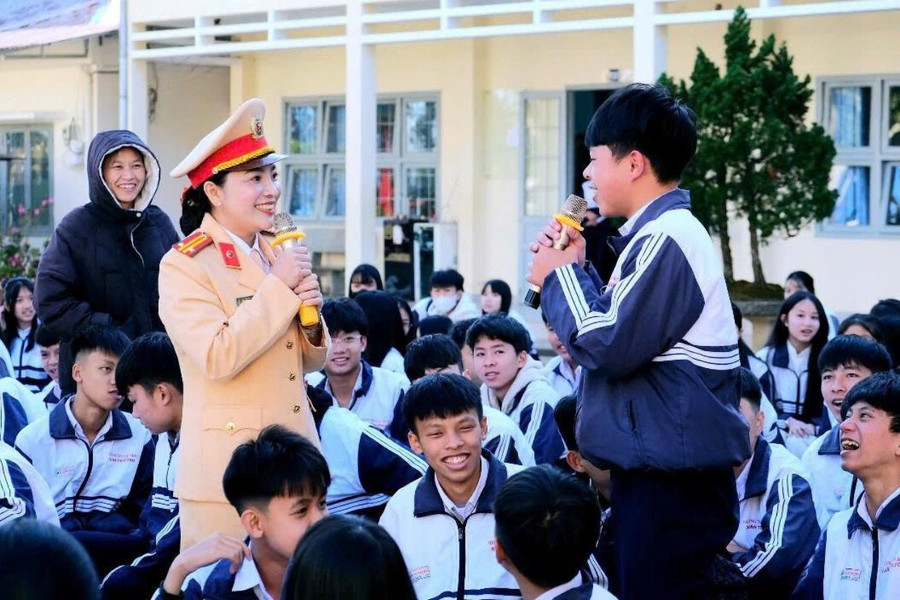 Lâm Đồng tăng cường tuyên truyền an toàn giao thông dịp 2/9