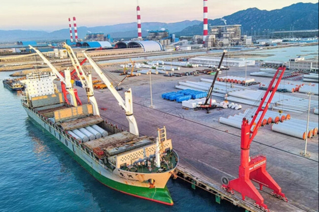 Khi “cửa trời”, “cửa biển” cùng rộng mở