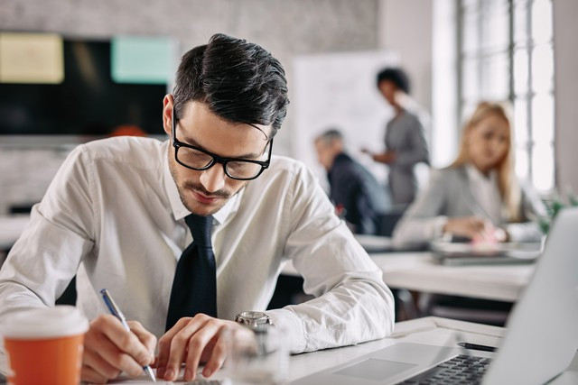 Khám phá 4 cung hoàng đạo sở hữu tư duy cởi mở và không ngần ngại phá vỡ những khuôn mẫu