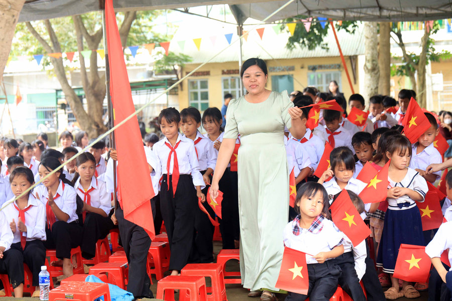 Đạ M’Pô rộn ràng khai giảng sớm