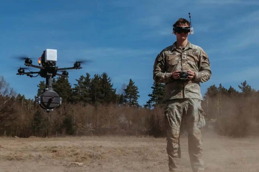 Nghị sĩ Mỹ yêu cầu Lục quân giải trình việc dừng tiểu đoàn chuyên trách thử nghiệm drone