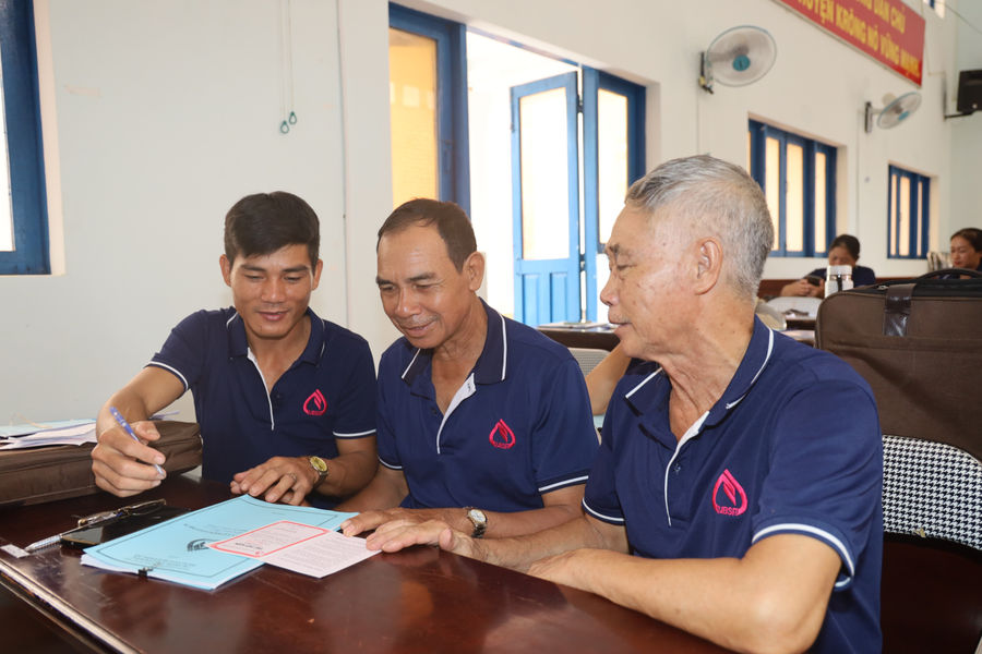 Những người đưa vốn chính sách đến gần dân