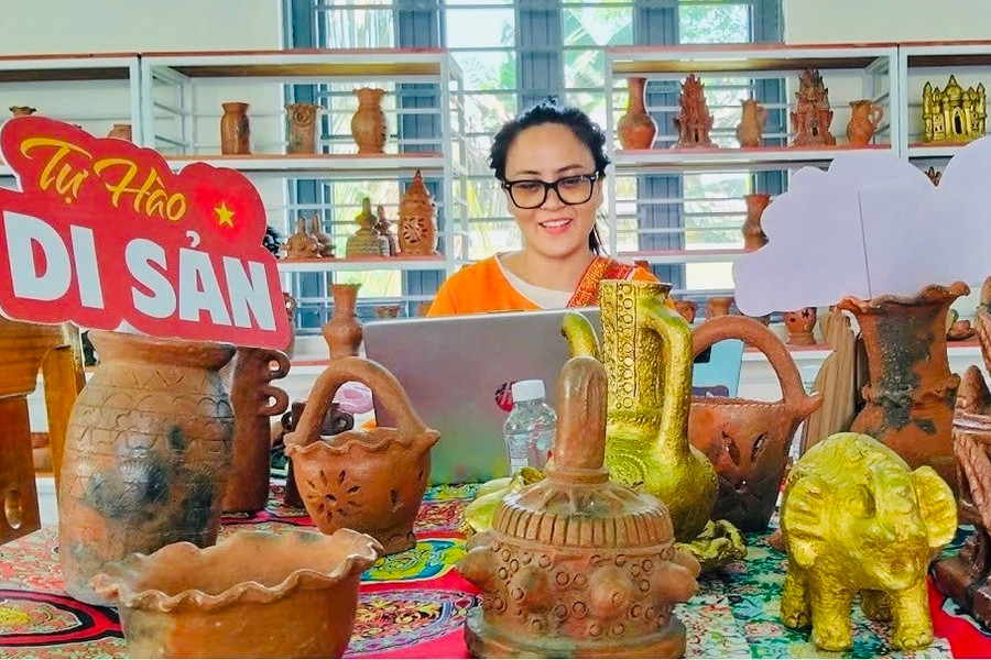 Gốm Bình Đức và hành trình vươn xa trên không gian số