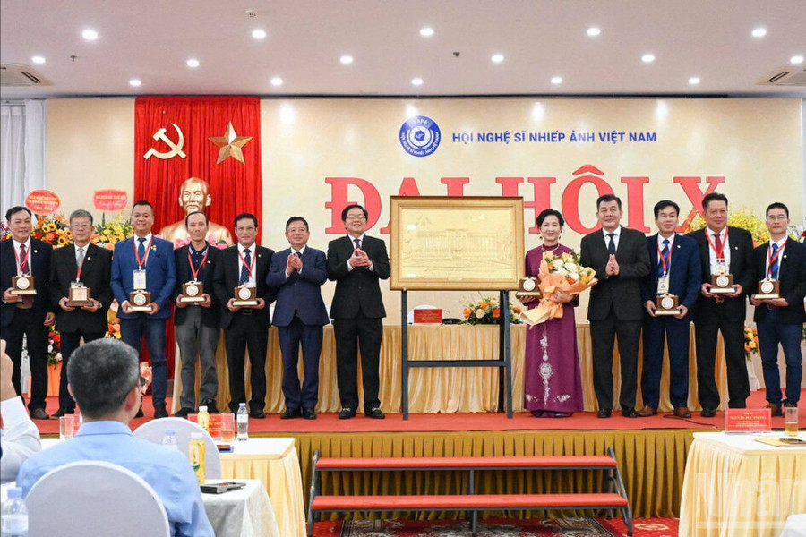 Phát huy truyền thống, đổi mới sáng tạo để phát triển toàn diện và hội nhập