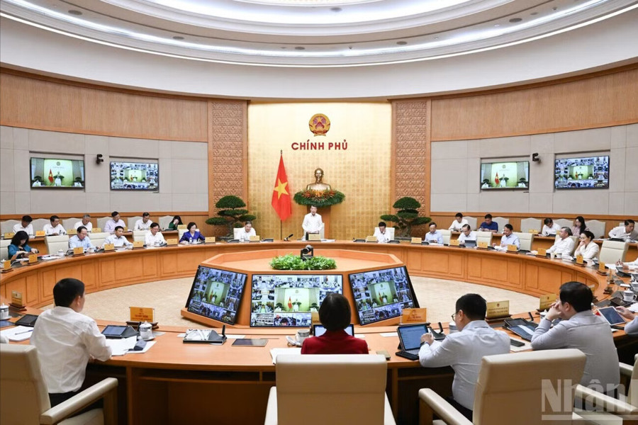 Xác định rõ các động lực tăng trưởng, tháo gỡ triệt để các điểm nghẽn, tạo chuyển biến tích cực hơn nữa