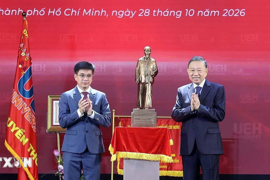 Tổng Bí thư, Chủ tịch nước Tô Lâm dự Lễ kỷ niệm 50 năm thành lập Đại học Kinh tế Thành phố Hồ Chí Minh